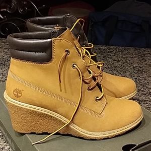 Brand new wedge boots